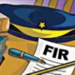 अतिक्रमण विराेधी कार्रवाई कर रहे मनपा के निरीक्षक से ध्नका-मु्नकी